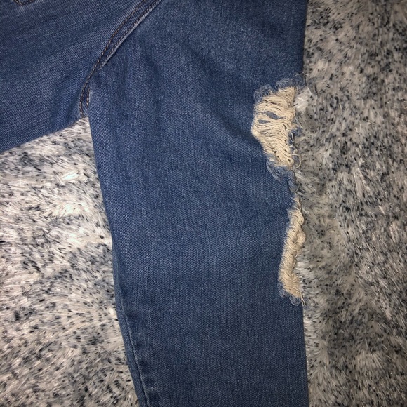 Fashion Nova Oversized Jean Jacket - Picture 3 of 4